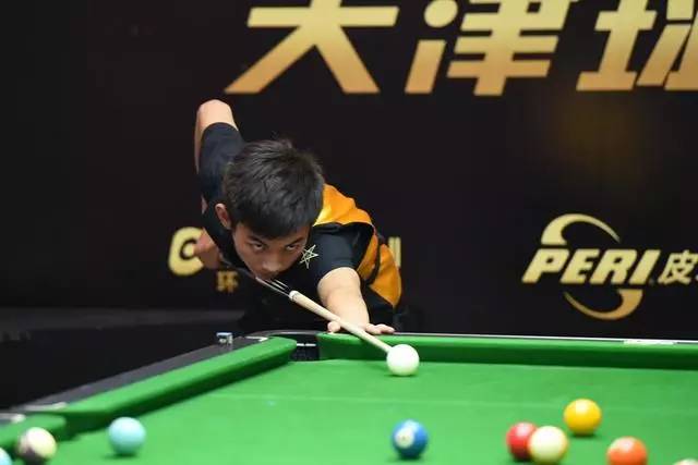 发布会上 发布会上