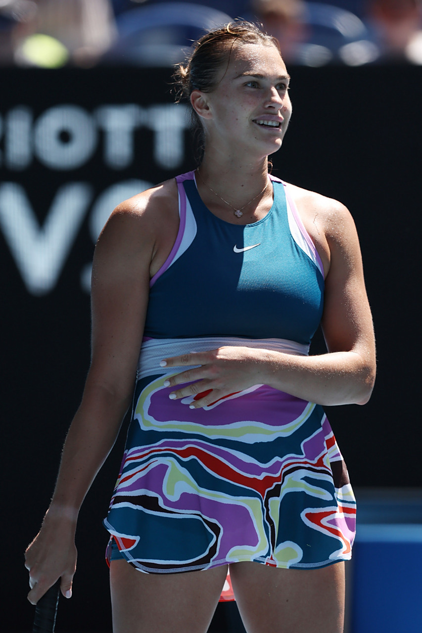 强调团队合 强调团队合