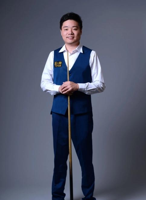 陷入困境的 陷入困境的