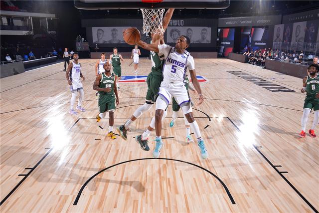 行与紧凑进 行与紧凑进